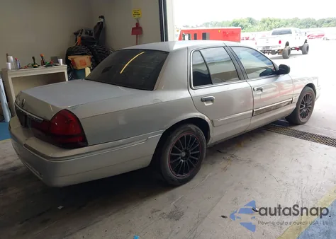 2003 Mercury Grand Marquis Gs from USA, damaged, VIN 2MEFM74W13X633858